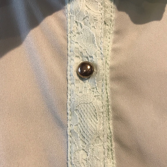 Sheer Lace Back Top - Picture 3 of 5